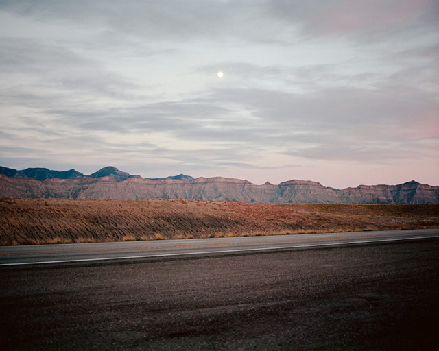 Cody Cobb在犹他州荒原中拍摄的风景照