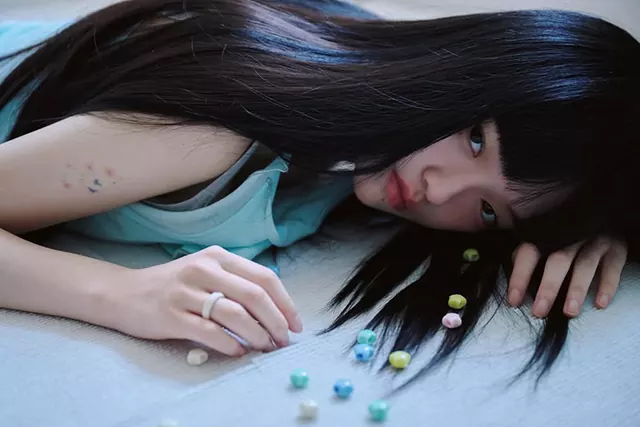 青~简